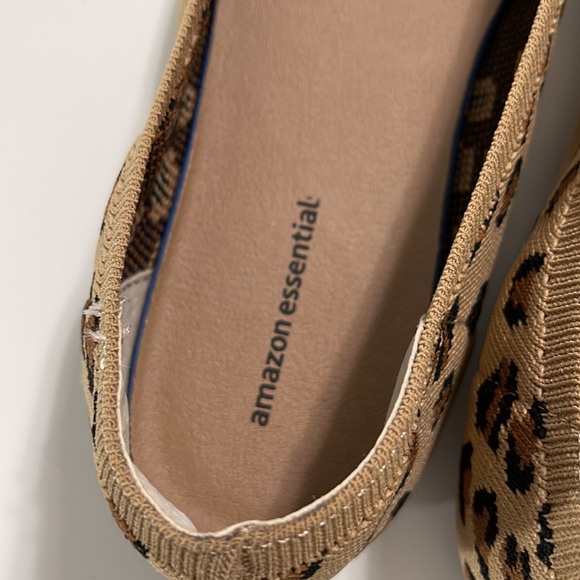 Amazon Essentials Leopard Ballet Flats Size 8.5 - Picture 4 of 9
